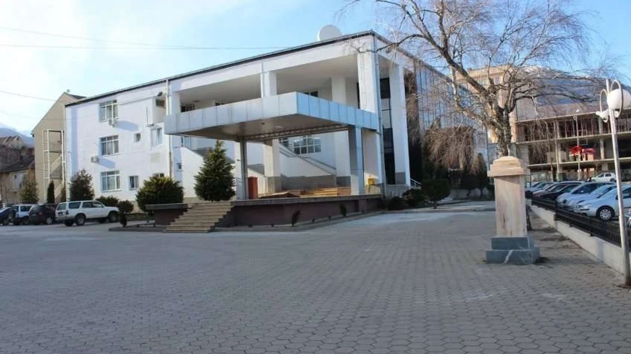 Komuna e Deçanit publikon listën e përfituesve për renovimin dhe rindërtimin e shtëpive në kuadër të projektit për banim social