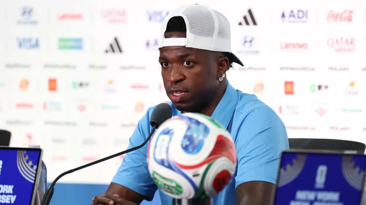 Vinicius Jr thyen heshtjen për sagën e kontratës me Real Madridin Vinicius Jr thyen heshtjen për sagën e kontratës me Real Madridin