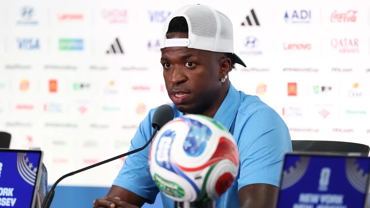 Vinicius Jr thyen heshtjen për sagën e kontratës me Real Madridin
