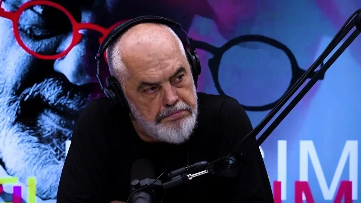 “Kjo rinia që u çua nuk e di ku bie Narta dhe Zvërneci”, Rama nxjerr komentin e vajzës nga Vlora