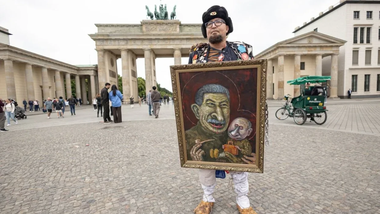 Karikaturisti rus, kritik i Putinit, vritet në Poloni