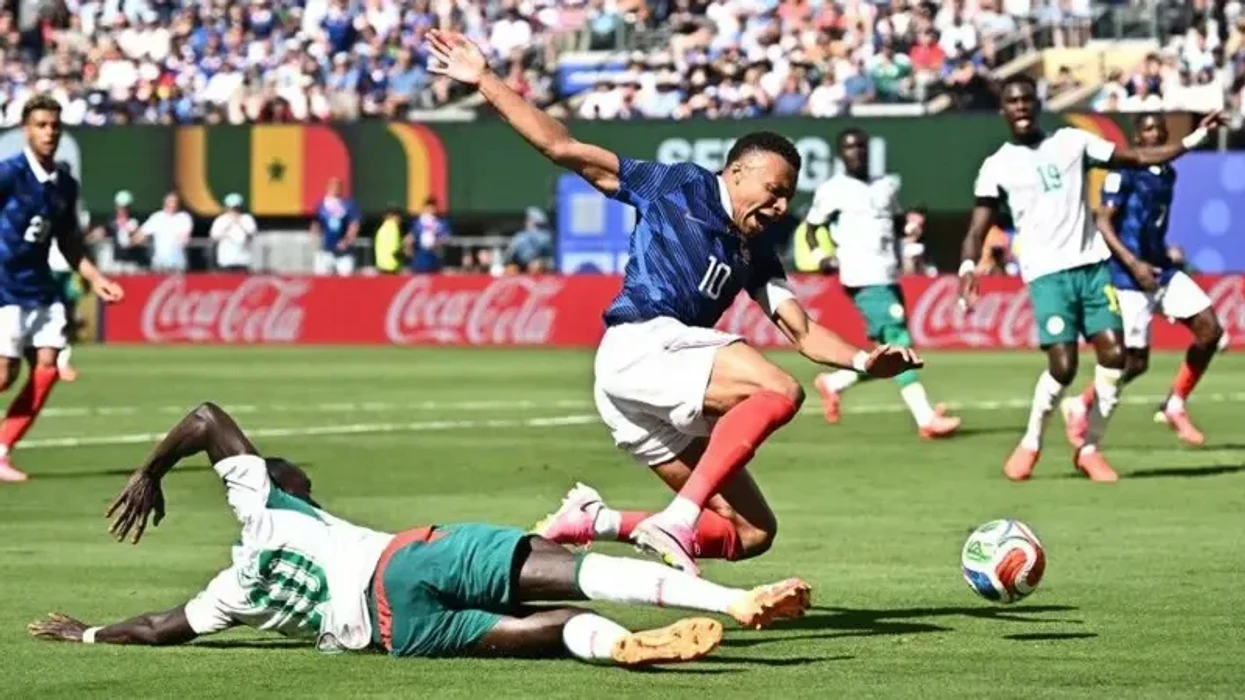 Vendimi i VAR-it në ndeshjen Francë - Senegal që i habiti gjyqtarët më të mirë në botë