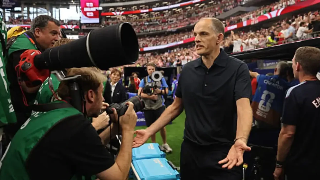 Tuchel i frustruar nga fotografët që i bllokuan pamjen gjatë himnit: Ma prishi përjetimin