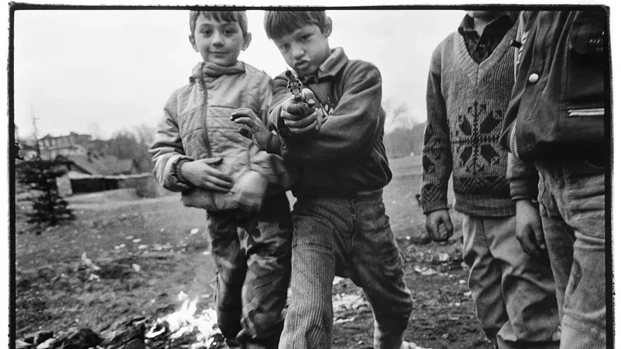 35 vjet nga luftërat në ish-Jugosllavi: Fotografi zviceran Thomas Kern kujton përjetimet nga terreni 35 vjet nga luftërat në ish-Jugosllavi: Fotografi zviceran Thomas Kern kujton përjetimet nga terreni