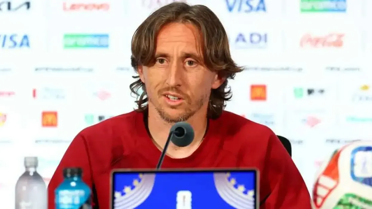 Modric flet për rikthimin e Mourinhos te Real Madridi: Nuk duhet të më telefonojë Modric flet për rikthimin e Mourinhos te Real Madridi: Nuk duhet të më telefonojë