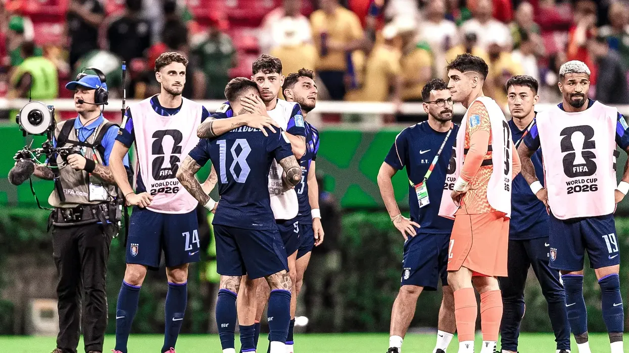 Federata u jep një ndëshkim brutal futbollistëve të Uruguait pas dështimit në Botëror Federata u jep një ndëshkim brutal futbollistëve të Uruguait pas dështimit në Botëror