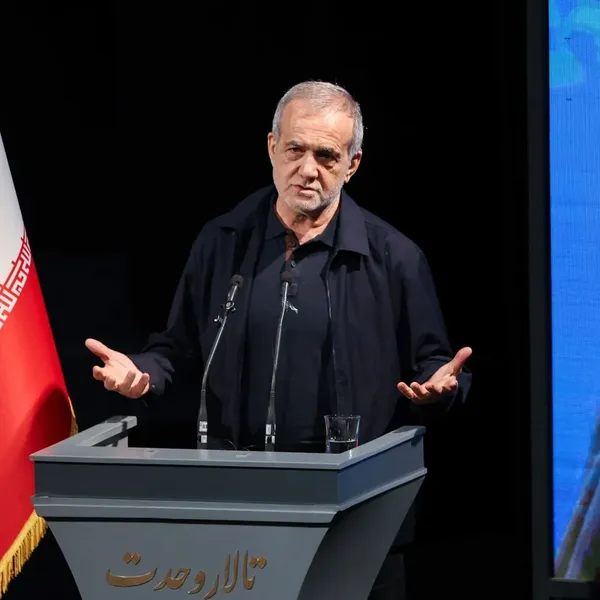 Presidenti iranian thotë se 6 miliardë dollarë asete të ngrira në Katar do të kthehen Presidenti iranian thotë se 6 miliardë dollarë asete të ngrira në Katar do të kthehen