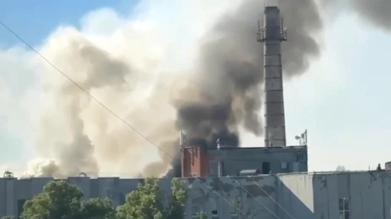 Zelensky publikon videon e shpërthimeve në Rusi: Ne i goditëm në 1,300 kilometra