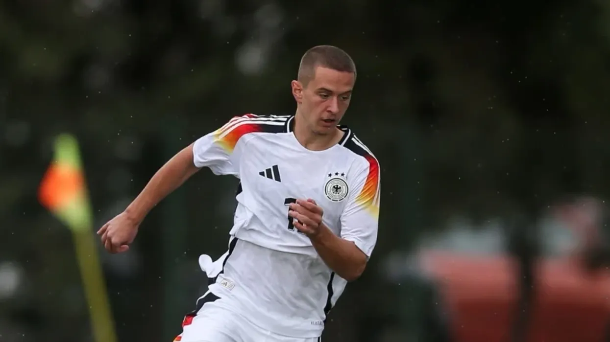 Talenti që mund t’i bashkohet Kosovës rinovon edhe për dy vite me Bayernin Talenti që mund t’i bashkohet Kosovës rinovon edhe për dy vite me Bayernin