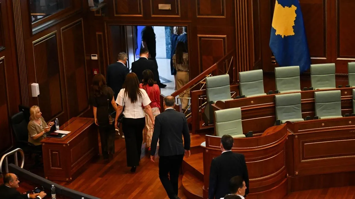 Ngërçi politik vazhdon - më afër marrëveshja apo rikthimi në zgjedhje? Ngërçi politik vazhdon - më afër marrëveshja apo rikthimi në zgjedhje?