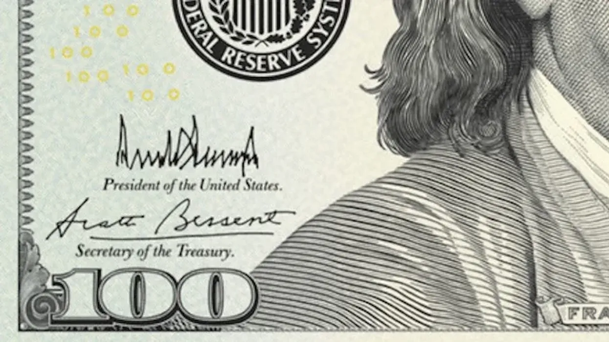 Hidhen në qarkullim kartëmonedhat e reja të dollarit me nënshkrimin e Trumpit Hidhen në qarkullim kartëmonedhat e reja të dollarit me nënshkrimin e Trumpit