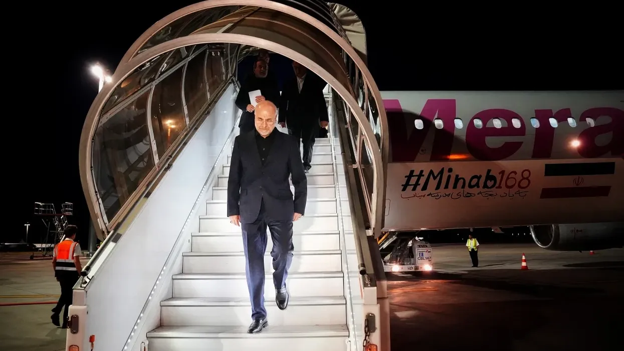 Ghalibaf i Iranit u thotë zyrtarëve të Hezbollahut se mbështetja për Libanin mbetet një vijë e kuqe Ghalibaf i Iranit u thotë zyrtarëve të Hezbollahut se mbështetja për Libanin mbetet një vijë e kuqe