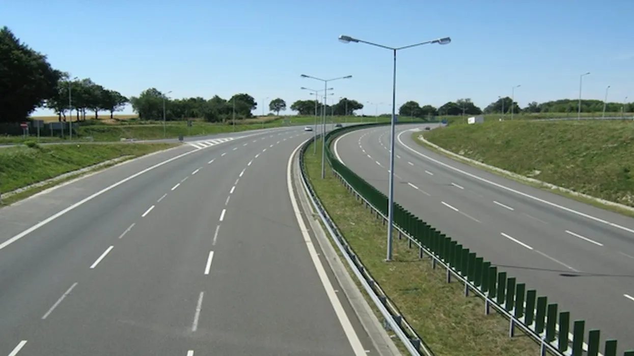 Basha përshëndet nënshkrimin e kontratës për autostradën Shkup – Bllacë: Hap i rëndësishëm për ndërlidhjen rajonale Basha përshëndet nënshkrimin e kontratës për autostradën Shkup – Bllacë: Hap i rëndësishëm për ndërlidhjen rajonale