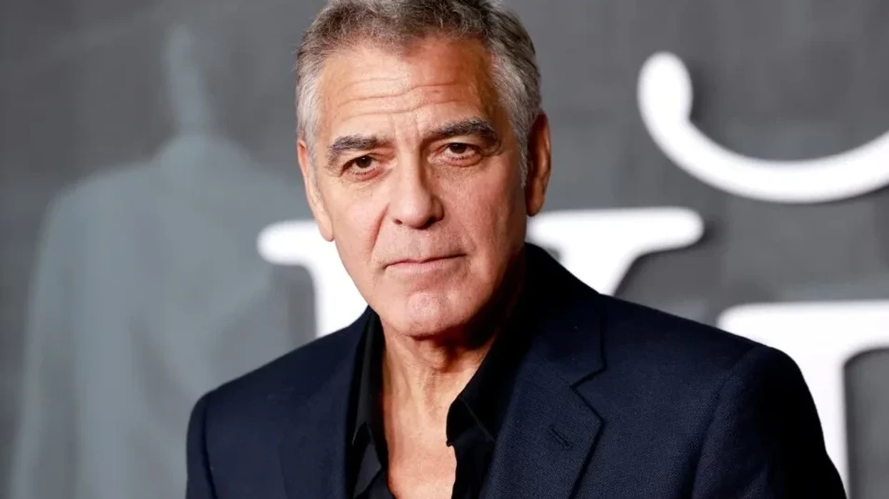 George Clooney bën shaka se është "plakur" përpara nderimit të tij me çmimin për Arritje Jetësore në Festivalin e Filmit në Venecia