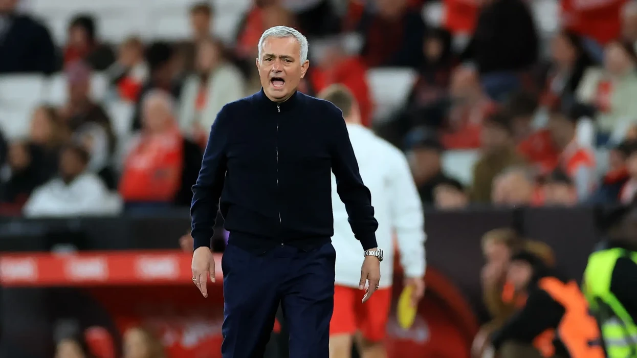 Mourinho synon yllin e Napolit për ta përforcuar mesfushën e Real Madridit