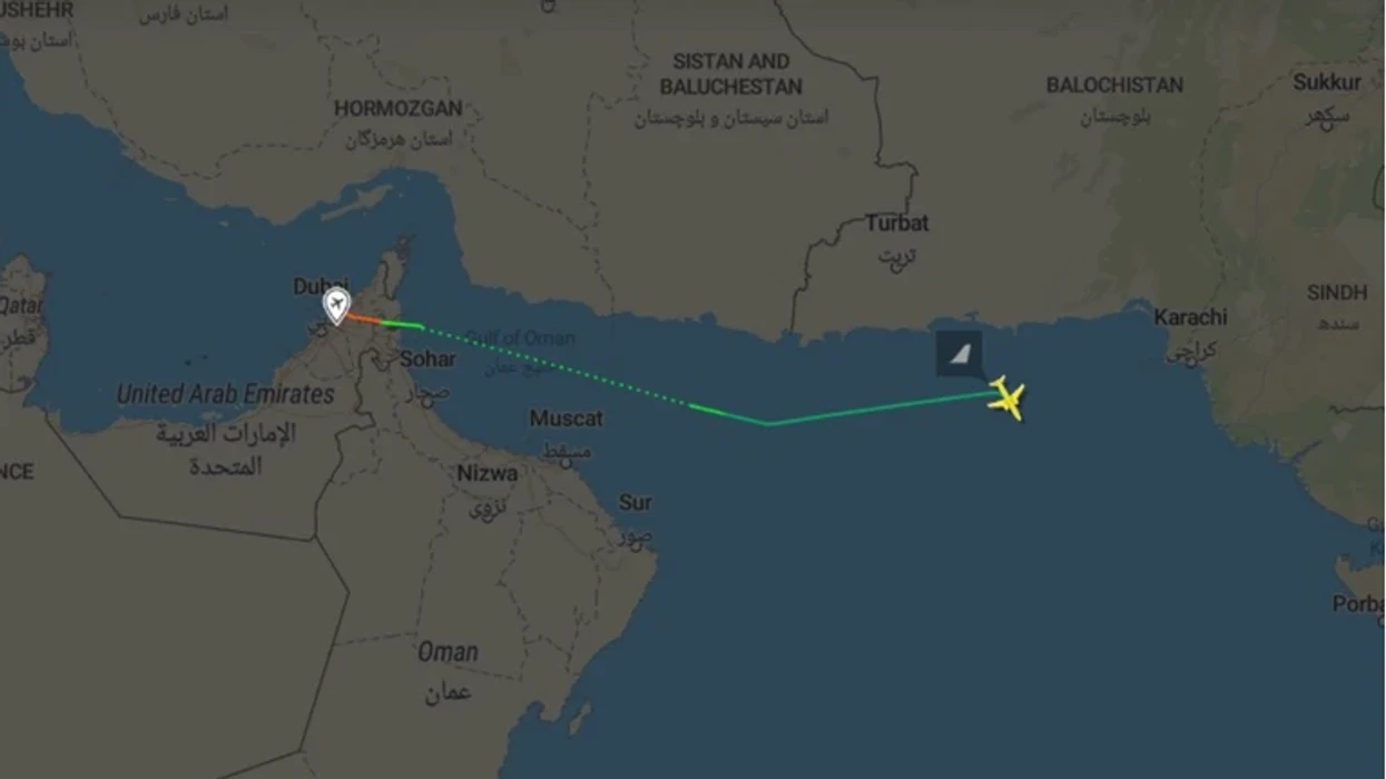 Një aeroplan pakistanez mallrash zhduket mbi Detin Arabik