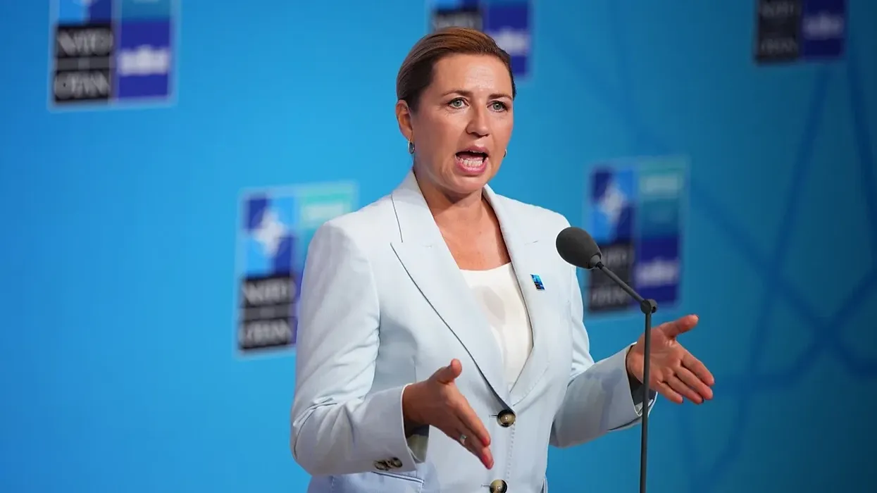 'Grenlanda nuk është në shitje' kryeministrja daneze ia rikujton Trumpit 'Grenlanda nuk është në shitje' kryeministrja daneze ia rikujton Trumpit