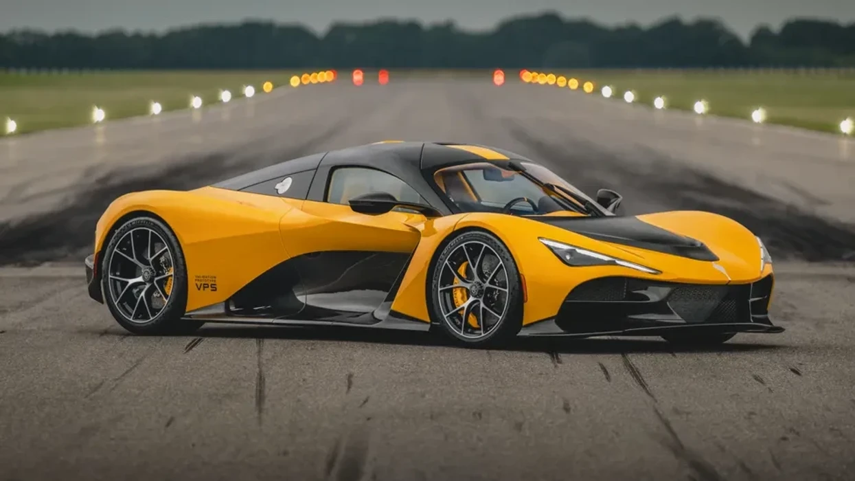 Vetura më e fuqishme e prodhimit serik V12 është këtu: Zenvo Aurora me vlerë mbi 2.8 milionë euro
