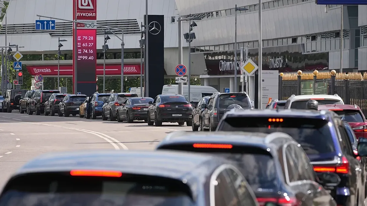Rusia ndalon eksportet e naftës mes thellimit të krizës së karburantit Rusia ndalon eksportet e naftës mes thellimit të krizës së karburantit