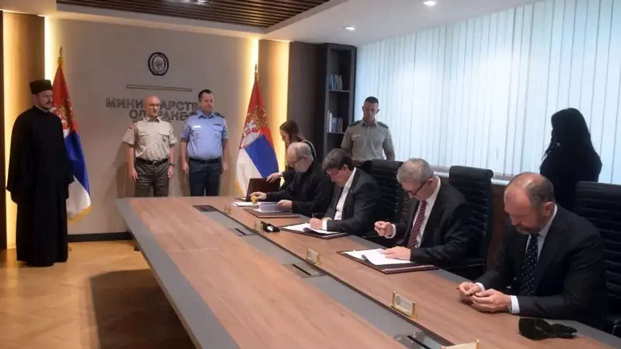 Serbia mobilizon pronat shtetërore dhe kishtare për zgjerimin e projekteve ushtarake Serbia mobilizon pronat shtetërore dhe kishtare për zgjerimin e projekteve ushtarake