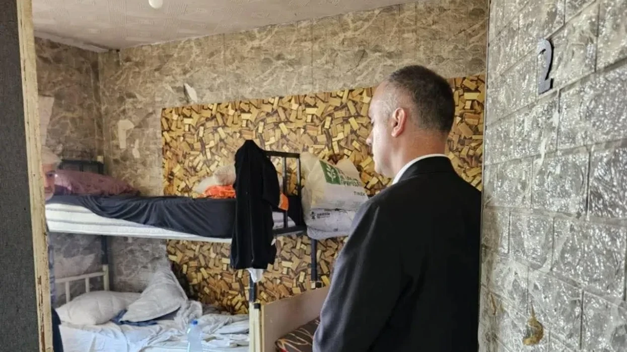 Avokati i Popullit vizitoi Burgun e Shutkës, hetohen pretendimet për dhunë ndaj të burgosurve