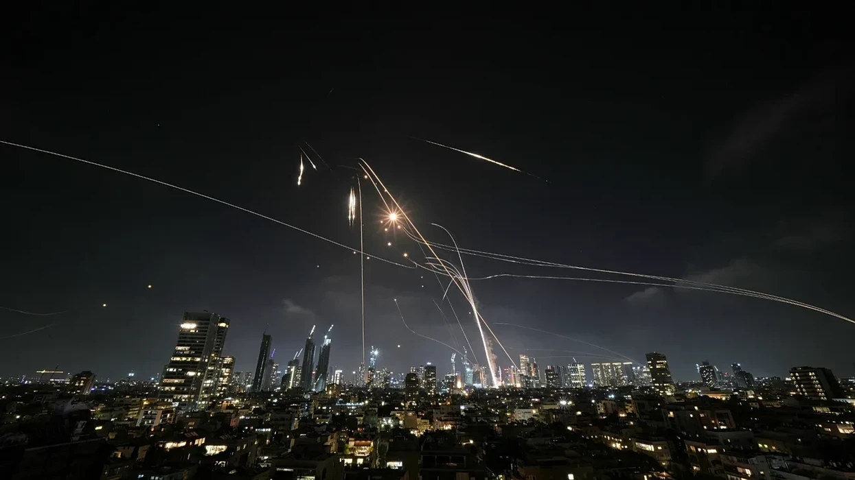 E ardhmja e fabrikës VW Osnabrück, a është marrëveshja për raketat Iron Dome në rrezik dështimi?