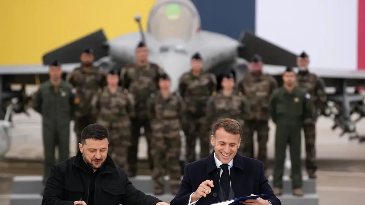 Nga aeroplanët ‘Rafale’ te sistemet SAMP/T, Macron zbardh armatimin e ri që do t’i dërgohet Kievit Nga aeroplanët ‘Rafale’ te sistemet SAMP/T, Macron zbardh armatimin e ri që do t’i dërgohet Kievit