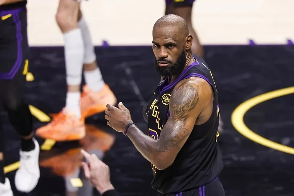 Si një biznes prej 76 miliardë dollarësh u ndal për shkak të një njeriu: LeBron James po e mban ‘peng’ NBA-në