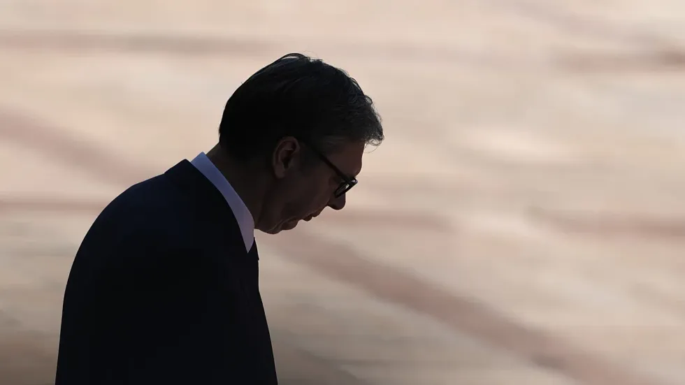 “Frankfurter Allgemeine Zeitung”: Aleksandar Vuçiqi mbështeti me muaj të tërë luftën e kriminelëve serbë kundër Bosnjës dhe u krenua me veprimet e tij