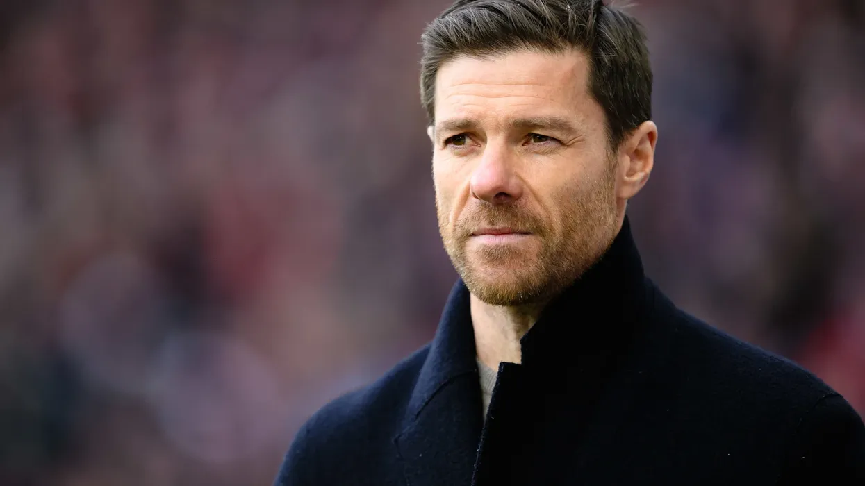 Xabi Alonso e do me patjetër, klubi anglez refuzon ofertën 64-milionëshe të Chelseas Xabi Alonso e do me patjetër, klubi anglez refuzon ofertën 64-milionëshe të Chelseas