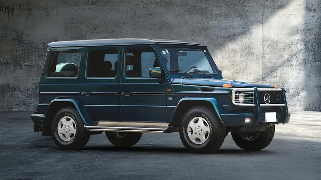 Shitet një nga Mercedes G-Class më të rrallë të prodhuar ndonjëherë