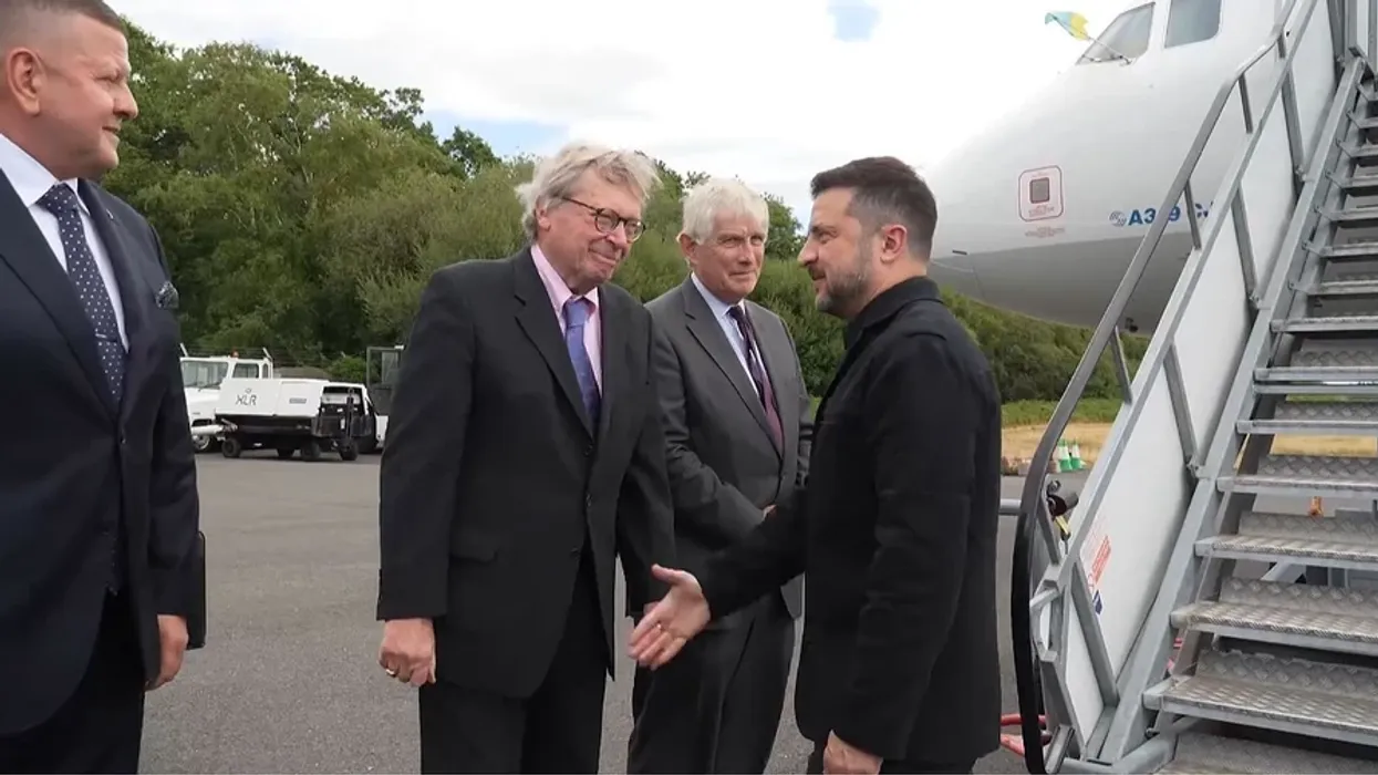 Zelensky për vizitë zyrtare në Britani do të takohet me kryeministrin e ri Zelensky për vizitë zyrtare në Britani do të takohet me kryeministrin e ri