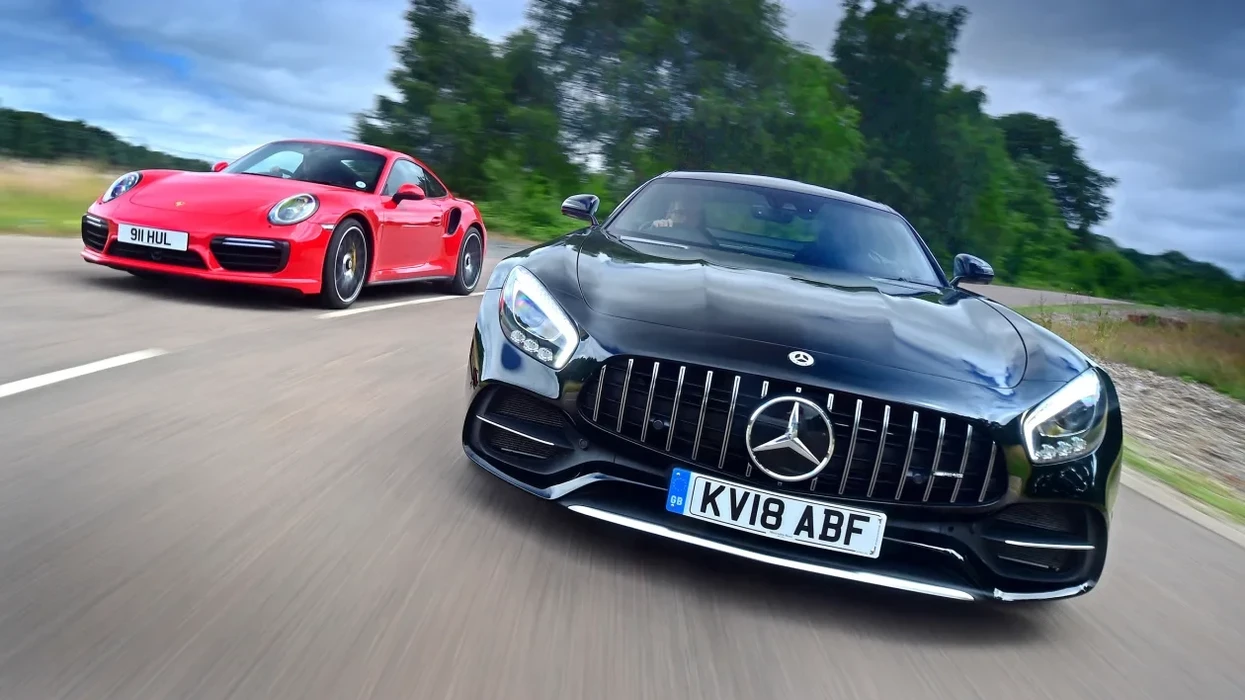 Mercedes rrit fitimin, Porsche njofton shkurtime të vendeve të punës
