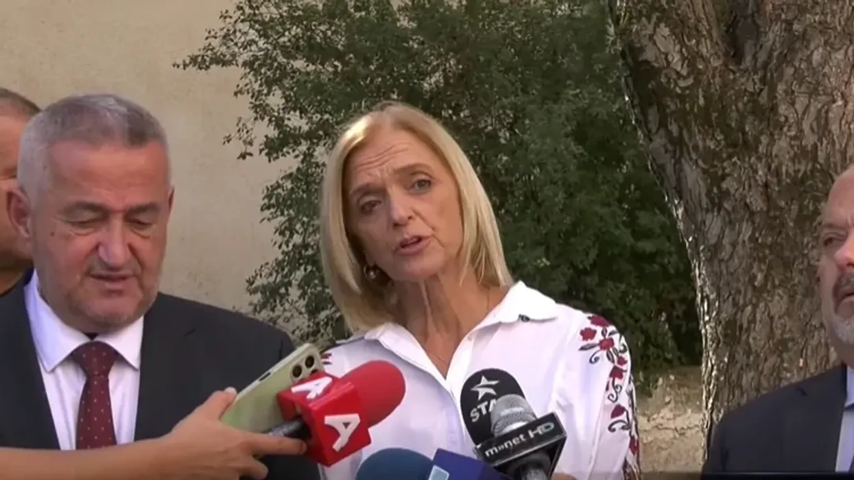 Dëmet nga moti i ligë në spitalin e Shtipit pritet të jenë disa milionë denarë Dëmet nga moti i ligë në spitalin e Shtipit pritet të jenë disa milionë denarë