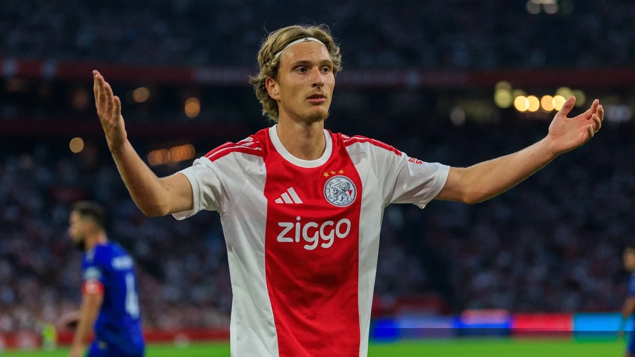 PSG synon transferimin e sensacionit të Ajaxit