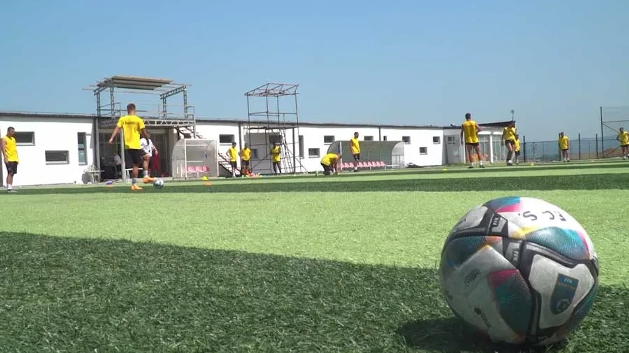 Superliga e Kosovës nis një epokë të re, ndeshjet nën reflektorë po bëhen realitet