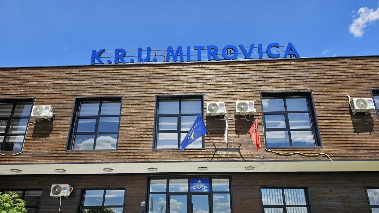 Intervenime në rrjetin e ujësjellësit dhe kanalizimit në disa zona të Mitrovicës Intervenime në rrjetin e ujësjellësit dhe kanalizimit në disa zona të Mitrovicës