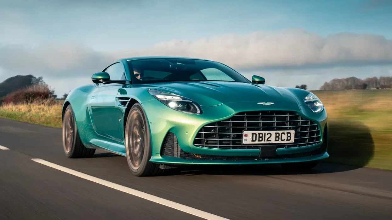 Aston Martin shet një pjesë të aksioneve për të shpëtuar kompaninë