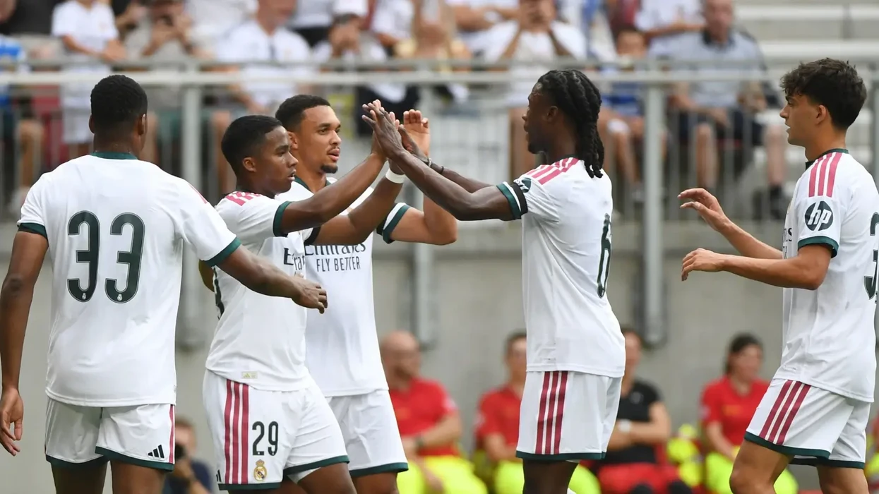 Man Unitedit i ofrohet mundësia ta transferojë yllin e Real Madridit në një lëvizje që se priste askush