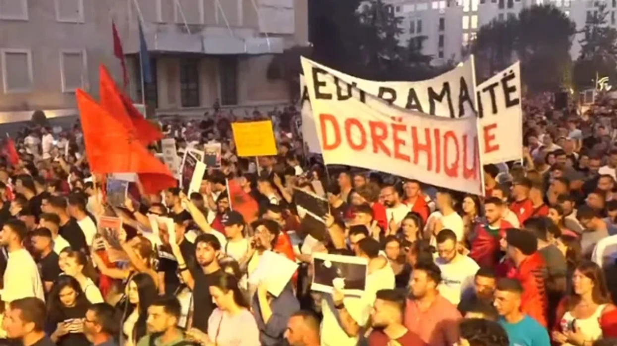 Dita e 70-të e protestës në Tiranë, thirrje kundër Edi Ramës dhe Sali Berishës