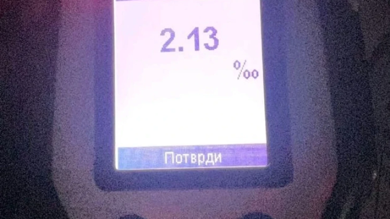 Drejtonte automjetin i dehur dhe pa patentë shoferi, privohet nga liria 41 vjeçari nga Shkupi