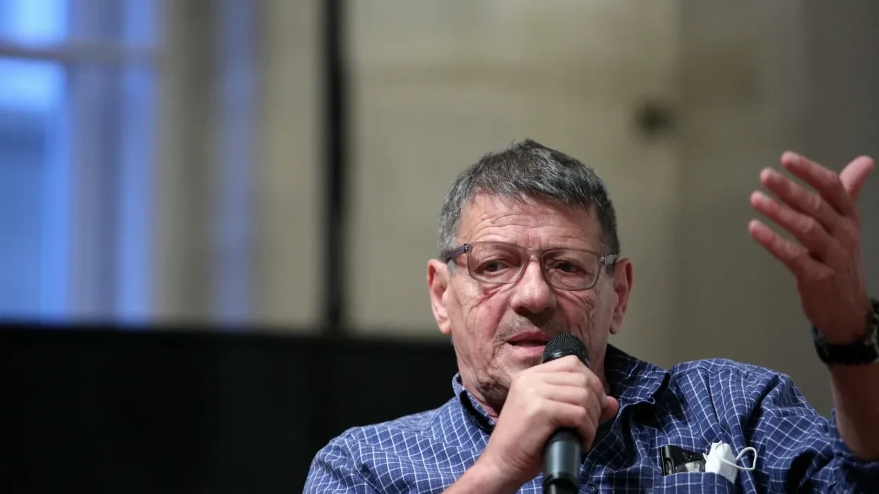 Shkrimtari serb Svetisllav Basara: “Serbia i fsheh krimet qe një shekull e gjysmë, por era e keqe ka dalë në sipërfaqe”