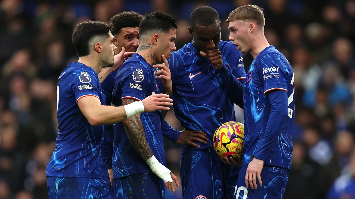 Arsenali përgatit një transferim të madh nga Chelsea