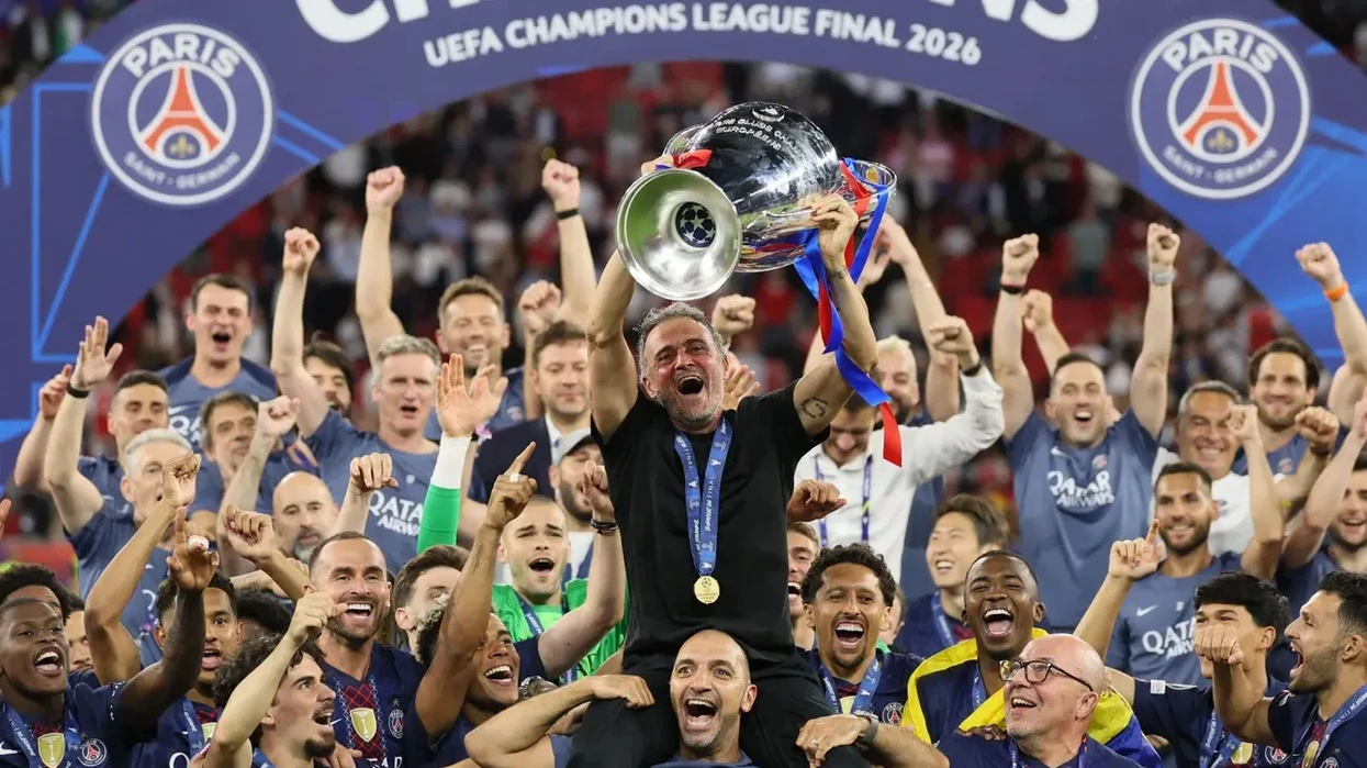 Luis Enrique synon trofeun e tretë radhazi të Ligës së Kampionëve