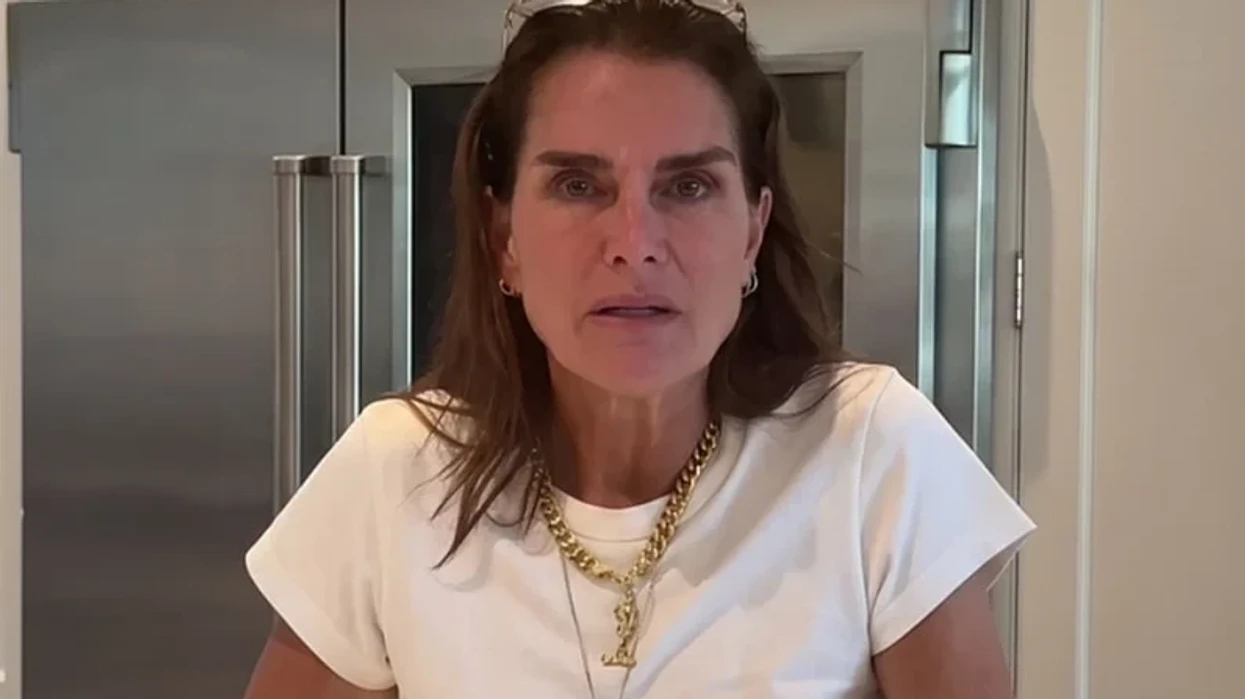 Brooke Shields bëhet virale pasi iu përgjigj "fyerjeve" të së bijës: Është shenjë pjekurie