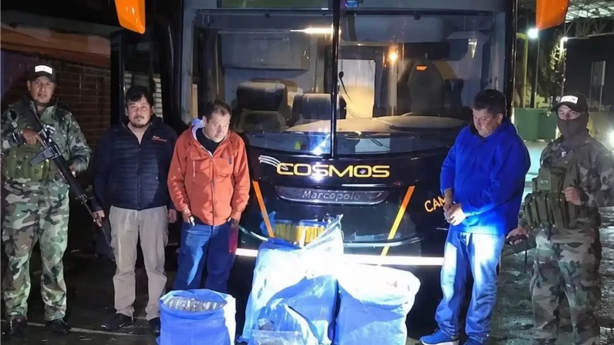 Skandal në Bolivi: Policia gjen 86 kilogramë marihuanë në autobusin e ekipit të njohur brazilian