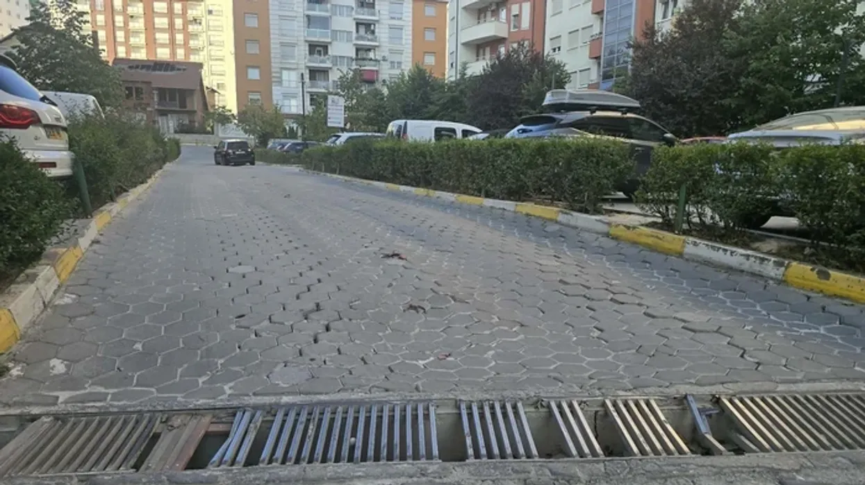 Pas raportimit të Telegrafit, Komuna e Prishtinës paralajmëron ndërhyrje të përkohshme në rrugën “Stokholmi” Pas raportimit të Telegrafit, Komuna e Prishtinës paralajmëron ndërhyrje të përkohshme në rrugën “Stokholmi”