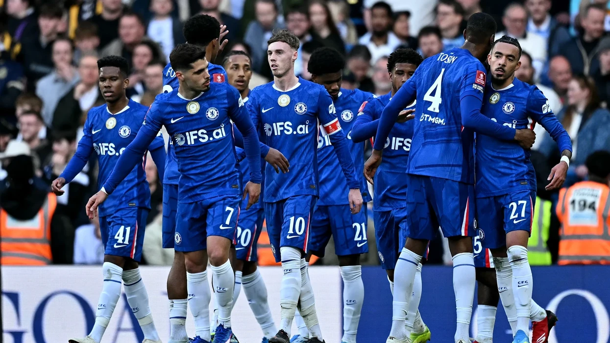 Ylli i madh i Chelseat drejt një transferimi befasues në Arabinë Saudite, arrin marrëveshje me Al Hilal