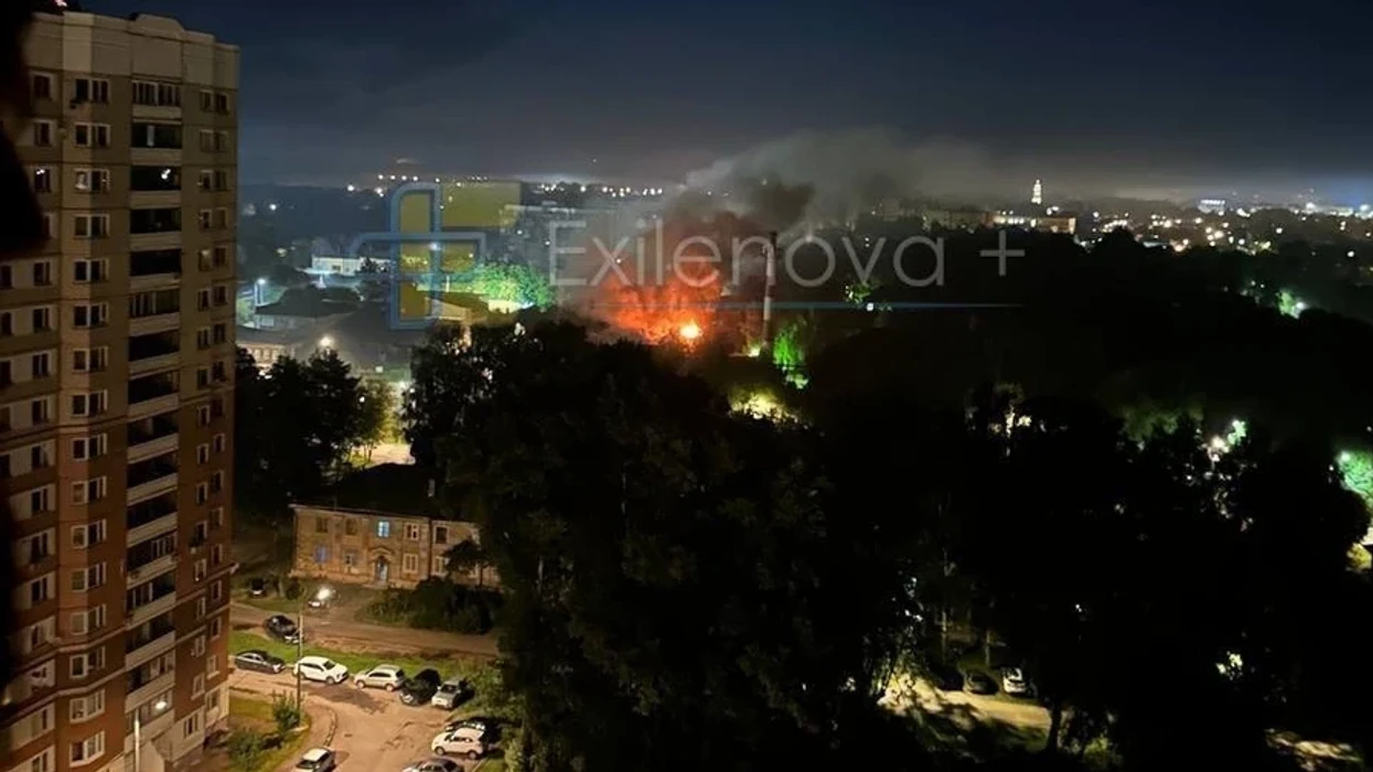 Mbi 600 dronë shënjestrojnë Moskën