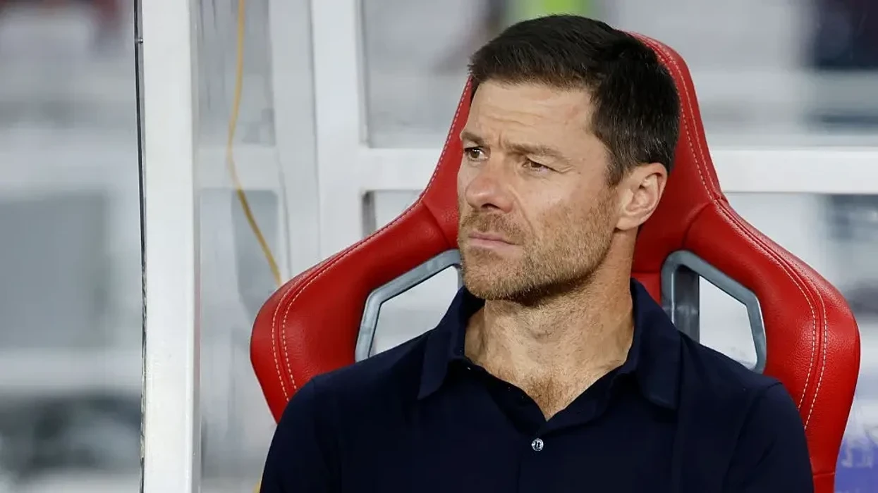 Chelsea përgatit “spastrimin” e madh, Xabi Alonso largon 12 yje nga stërvitjet e ekipit të parë
